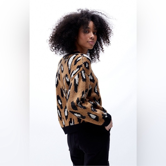 Shein Leopard Print Sweater - Picture 3 of 9
